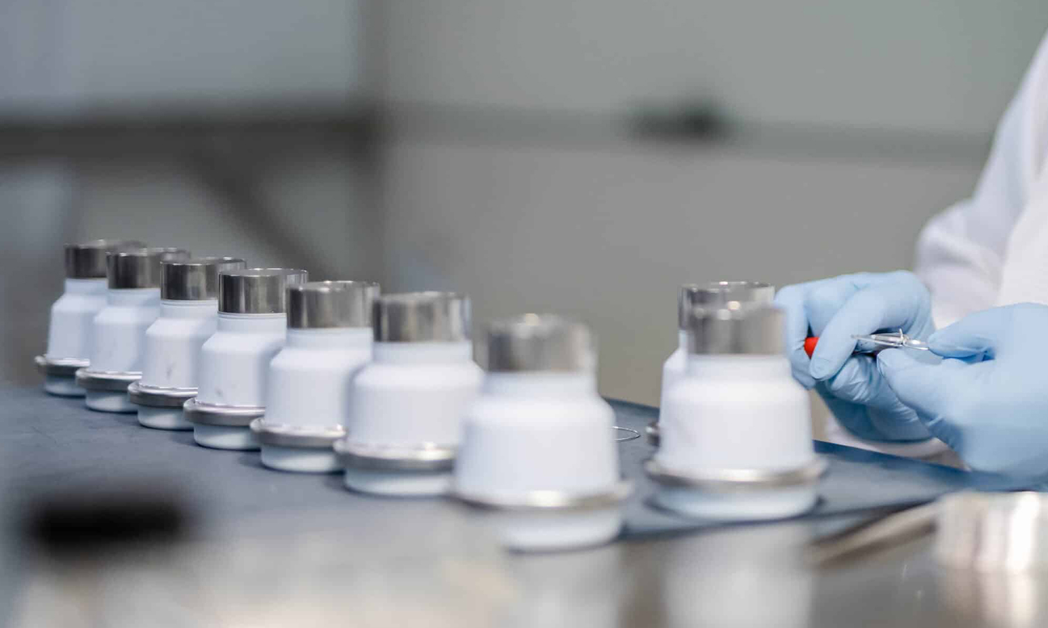 STEREON Technologien Metallisierung & Verbindungstechnologien